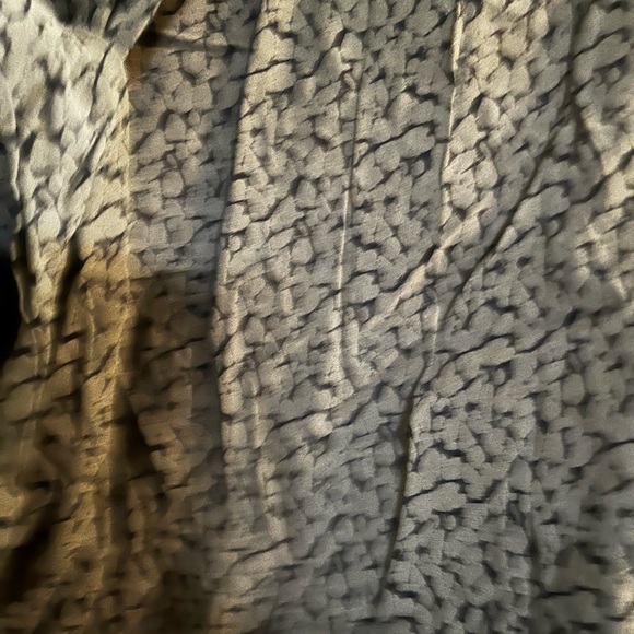 Perfect condition - just very wrinkly from being in drawer - Picture 4 of 7